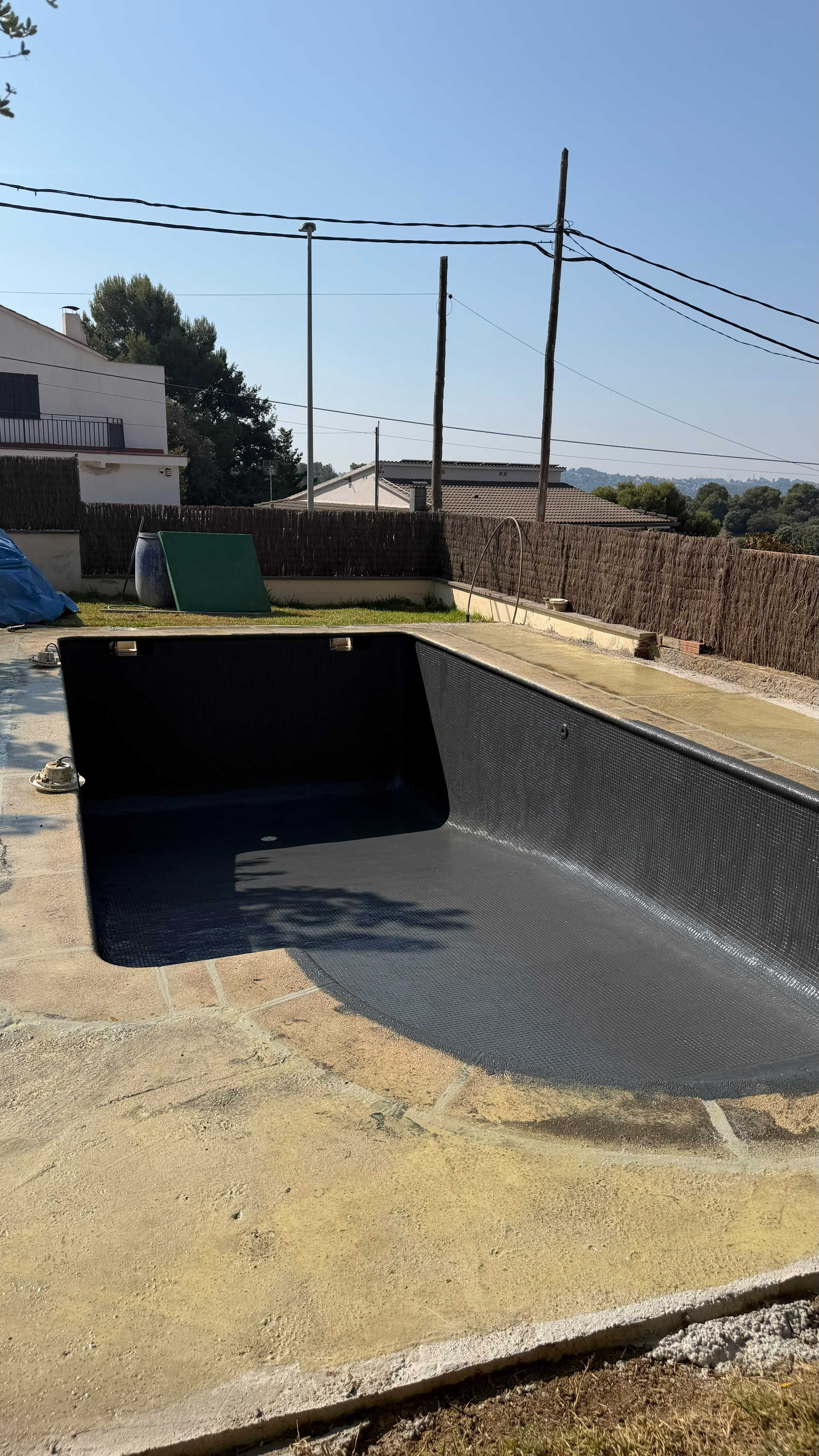 Proceso de trabajo: Rehabilitación e impermeabilización de piscina — Barcelona