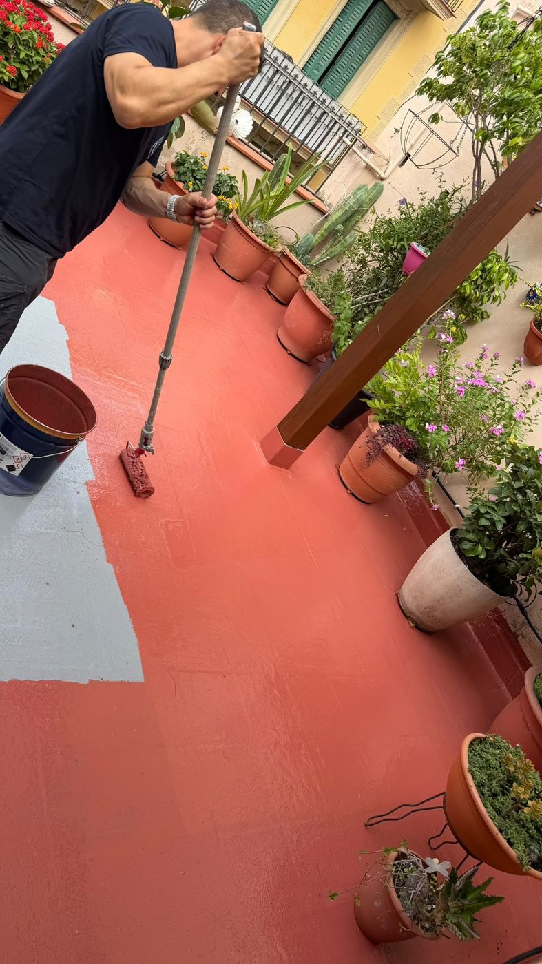 Proceso de trabajo: Terraza con membrana líquida de poliuretano en frío — acabado alifático rojo teja