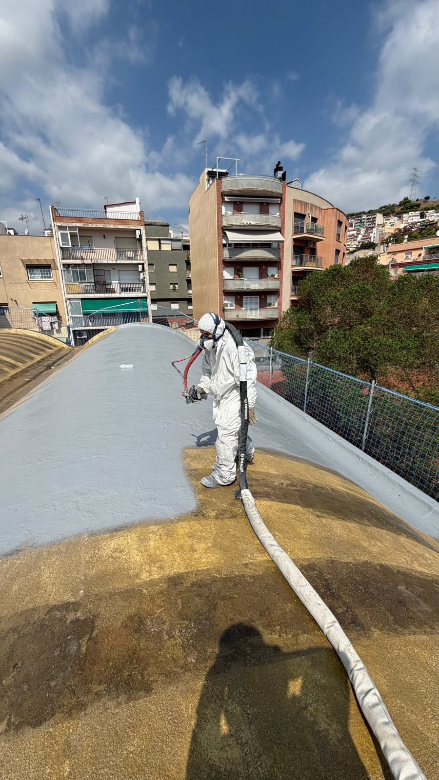 Proceso de trabajo: Cubierta de bóvedas con poliurea proyectada — Barcelona